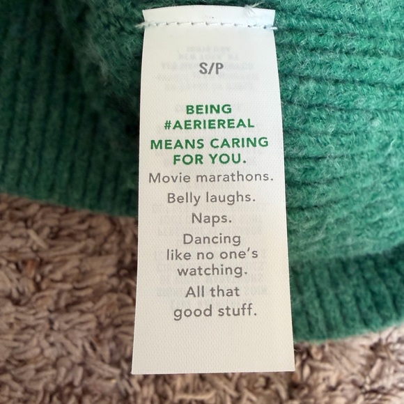 Aerie Unreal Cable Knit Crewneck Sweater in Green Size Small - Picture 8 of 10